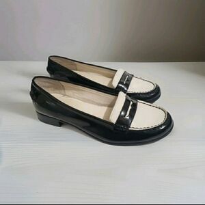 High-End Ralph Lauren Collection B&W Penny Loafers Women Size 9.5B All Leather